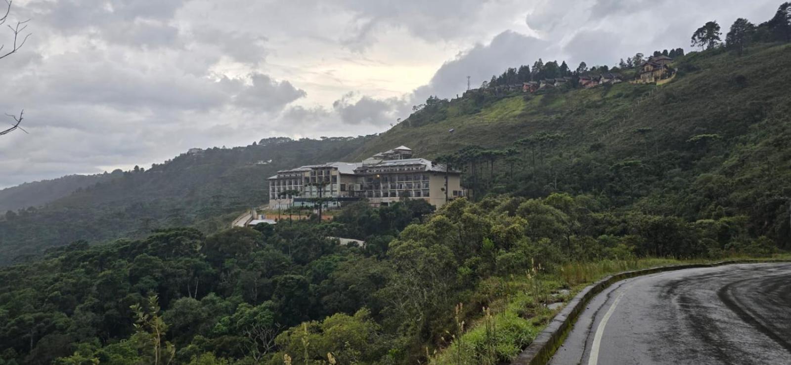Apartamento Novo Gran Paradiso Campos do Jordão